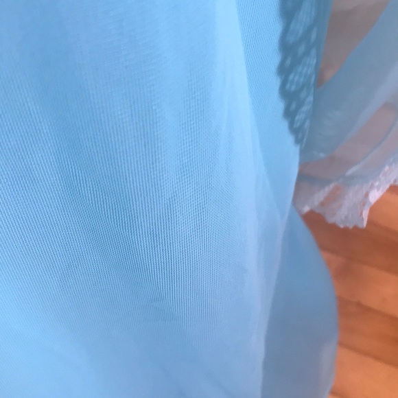 “SLUMBER SUZY” Vintage Blue Chiffon Ladies Nightgown. - Picture 7 of 12